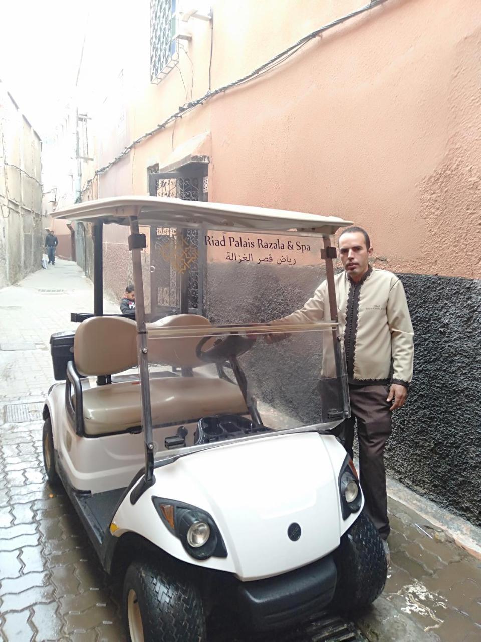 Riad Palais Razala マラケシュ エクステリア 写真